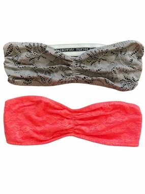NWOT *BUNDLE* 2 PCs PINK Victoria’s Secret Lace Bandeaus / Bralettes